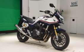 HONDA CB1300SB SUPER BOLDOR SP 2018 SC54
