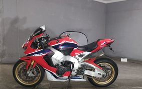 HONDA CBR1000RR 2017 SC77