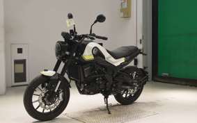 BENELLI レオンチーノ250