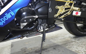 YAMAHA YZF-R1