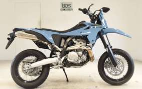 SUZUKI DR-Z4SM 2025