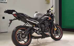TRIUMPH STREET TRIPLE RS 2023