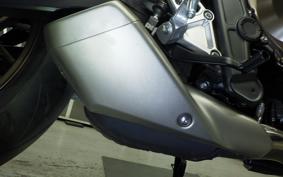 HONDA CB650R E-Clutch 2026 RH17