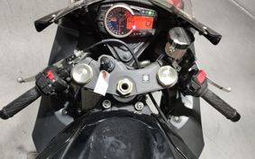 SUZUKI GSX-R750 2011 C4111