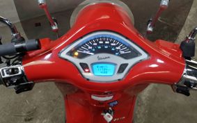 VESPA  VESPA  PRIMA  BEIGE RA150 ..