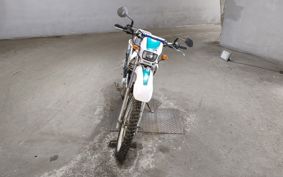YAMAHA SEROW 225W 4JG