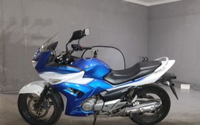 SUZUKI GSR250F GJ55D