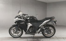 HONDA CBR250R MC41