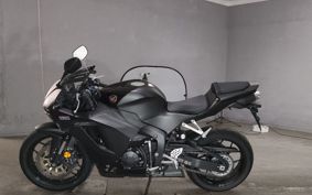 HONDA CBR600RR 2025 PC40