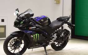 YAMAHA YZF-R15 2013