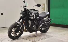 TRIUMPH TRIDENT 660 2022