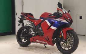 HONDA CBR600RR 2025 PC40