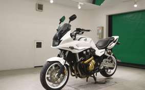 HONDA CB1300SB SUPER BOLDOR 2011 SC54