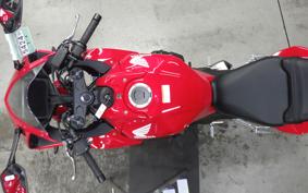 HONDA CBR650R E-Clutch 2026 RH17