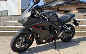 HONDA CBR650R E-Clutch 2024 RH17