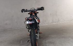 KTM 690 SMC R 2018 LST40