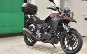 SUZUKI Vｽﾄﾛｰﾑ250A 1988