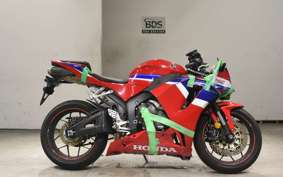 HONDA CBR600RR GEN 3 2024 PC40