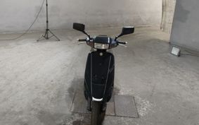 SUZUKI ADDRESS V100 CE13A