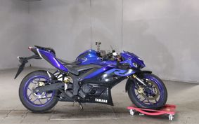 YAMAHA YZF-R25 RG10