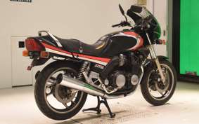 YAMAHA XJ750 E 1983 29R