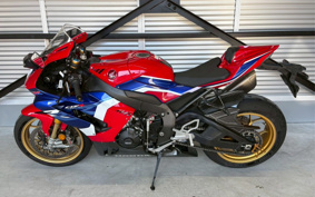 HONDA CBR1000RR-R FB SP 2023 SC82