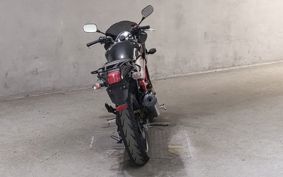 HONDA VTR 250 F MC33