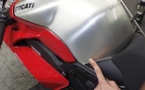 DUCATI PANIGALE V4 R 2019