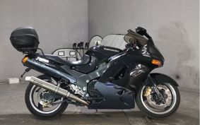 KAWASAKI ZZR1100 2001 ZXT10D
