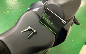 KAWASAKI NINJA ZX-25R ZX250E