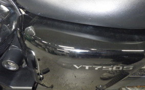 HONDA VT750S 2011 RC58
