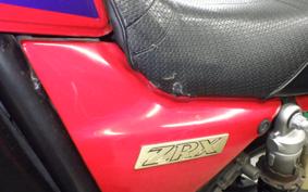 KAWASAKI ZRX400 1999 ZR400E