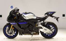YAMAHA YZF-R1 M 2023 RN65J