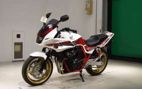 HONDA CB400 SUPER BOLDOR VTEC 2011