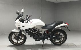 HONDA VTR 250 F MC33