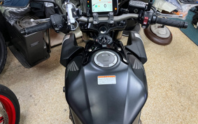 HONDA CB650R 2025 RH17