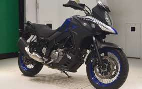 SUZUKI Vｽﾄﾛｰﾑ650XTA 2022 C733M