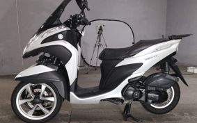 YAMAHA TRICITY 125 SE82J
