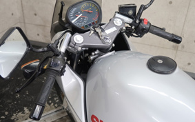 SUZUKI GSX1100S KATANA 2000 GU76A