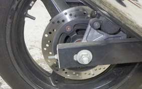 SUZUKI GSR250