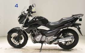 SUZUKI GSR250 2023