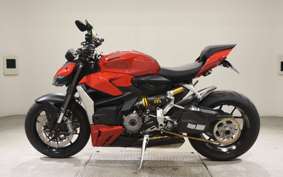 DUCATI STREETFIGHTER V2 2022