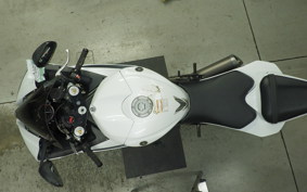 YAMAHA YZF-R6 2011