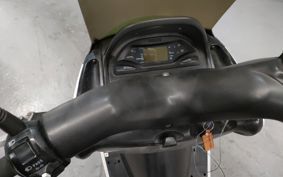 YAMAHA MAJESTY 125 SE27