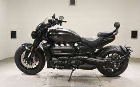 TRIUMPH ROCKET III GTストーム 2025