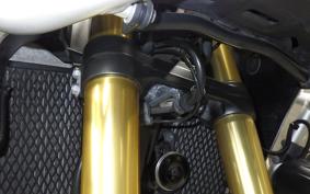 HONDA CRF1000L AFRICA TWIN 2016 SD04