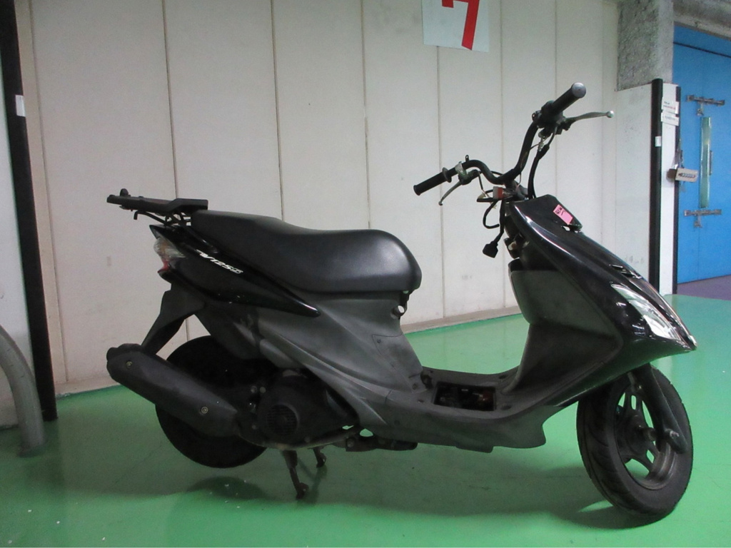Фото Suzuki ADDRESS V125 с японского аукциона