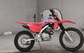 HONDA CRF125F JE03