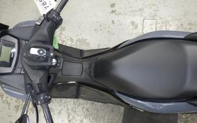 YAMAHA N-MAX 2002 SEG6J