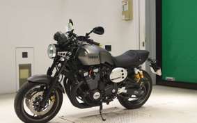 YAMAHA XJR1300 C 2015